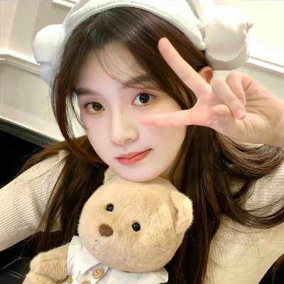单车上的少女